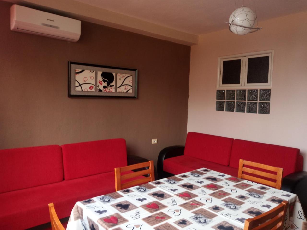 Elio'S Holiday Home Πόγραδετς Εξωτερικό φωτογραφία